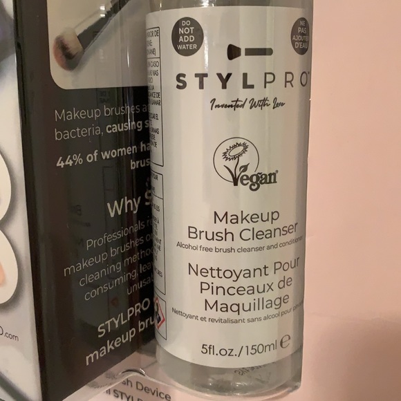 Stylpro Makeup Brush Cleaner and Dryer with Cleanser - Picture 3 of 4